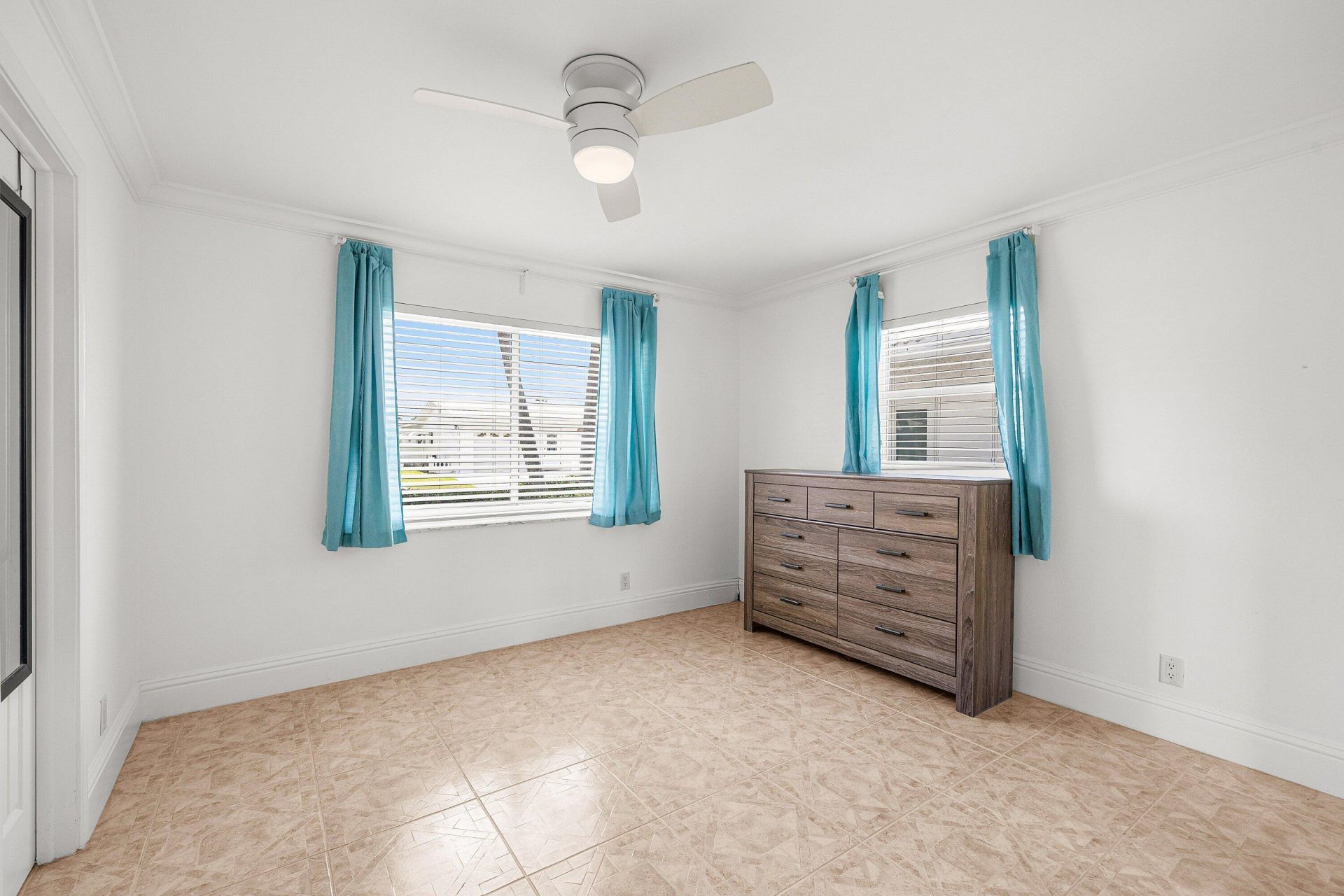 2105 SW 14th Place, Boynton Beach, FL 33426 Photo