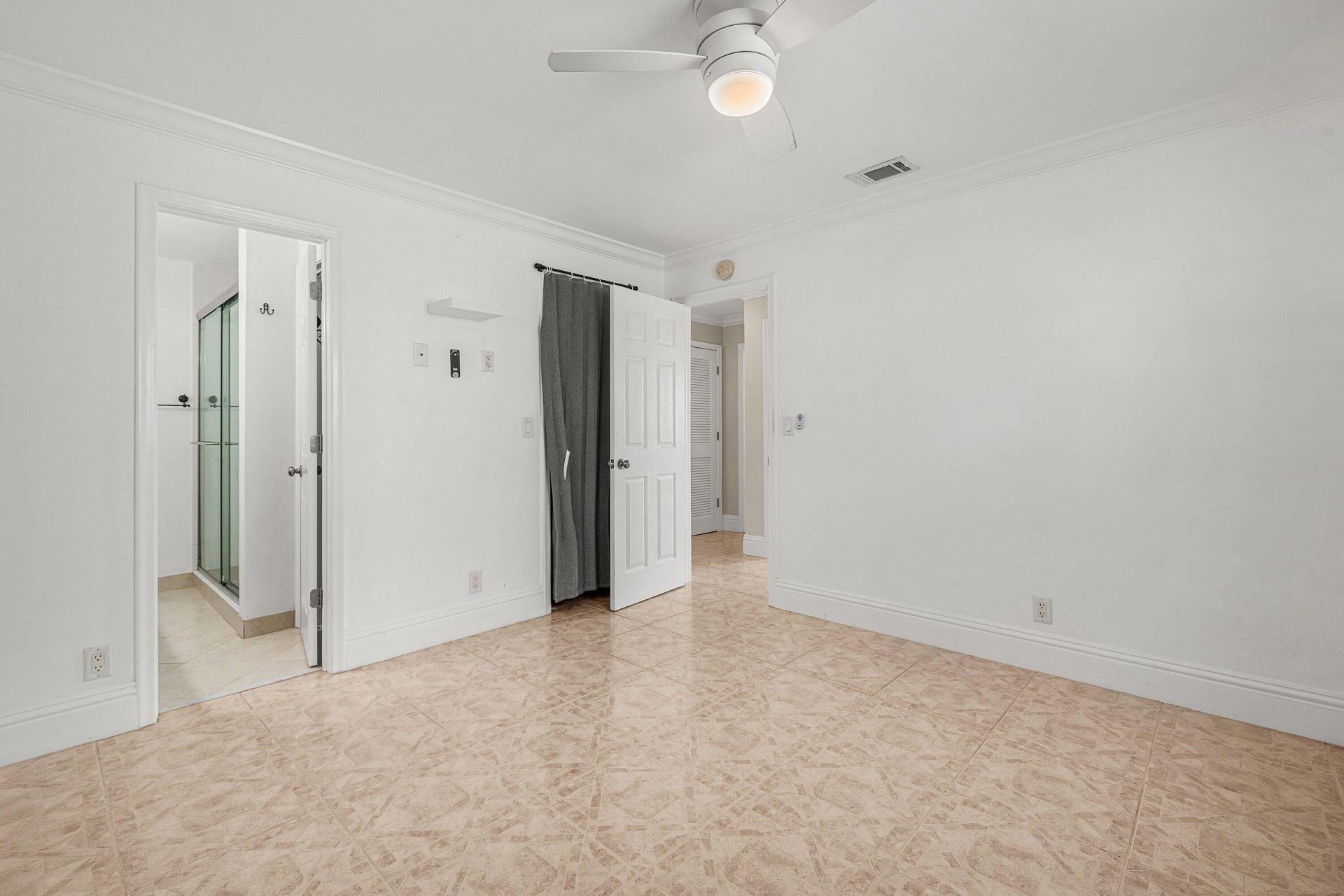 2105 SW 14th Place, Boynton Beach, FL 33426 Photo