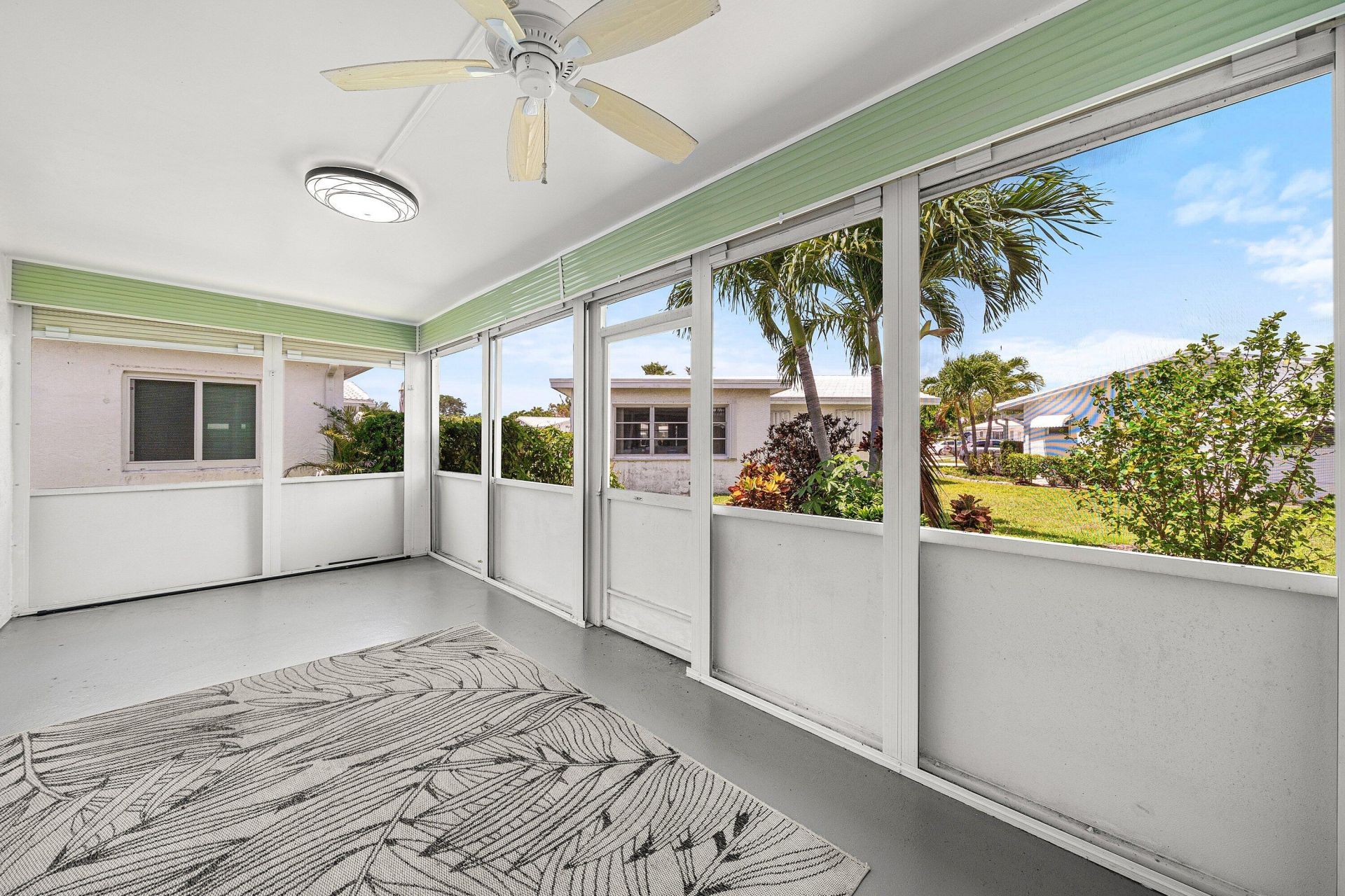 2105 SW 14th Place, Boynton Beach, FL 33426 Photo