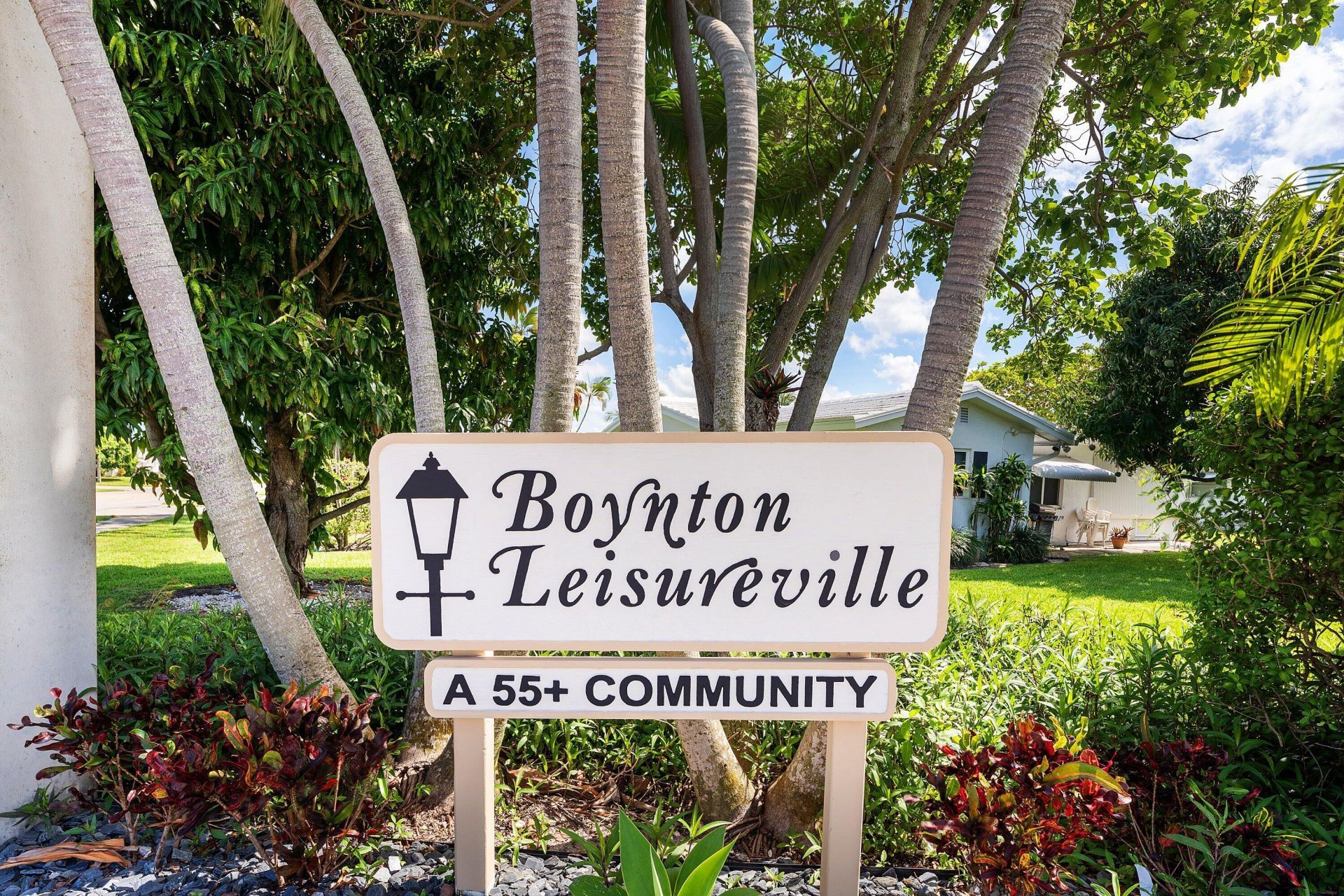 2105 SW 14th Place, Boynton Beach, FL 33426 Photo