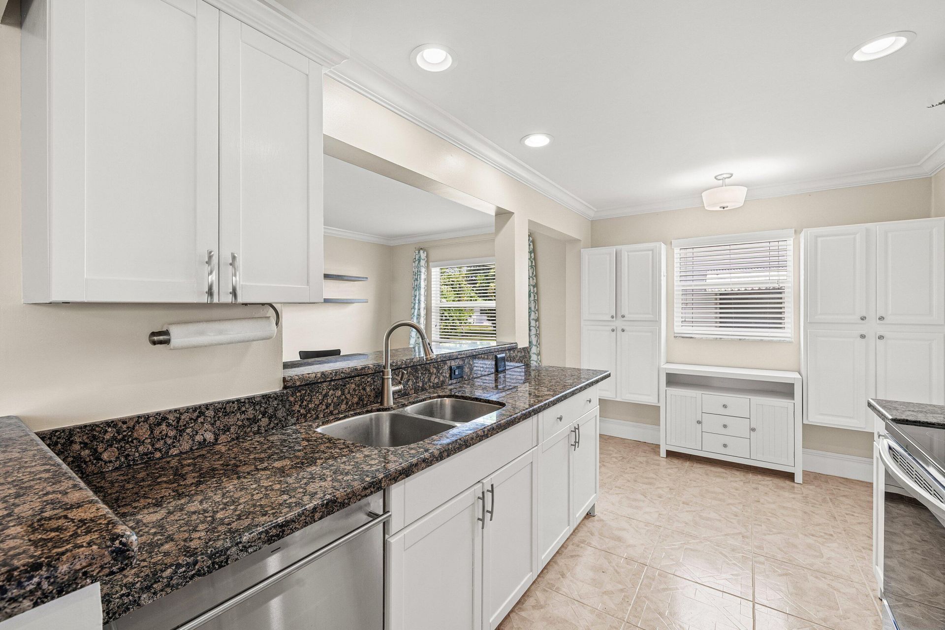 2105 SW 14th Place, Boynton Beach, FL 33426 Photo