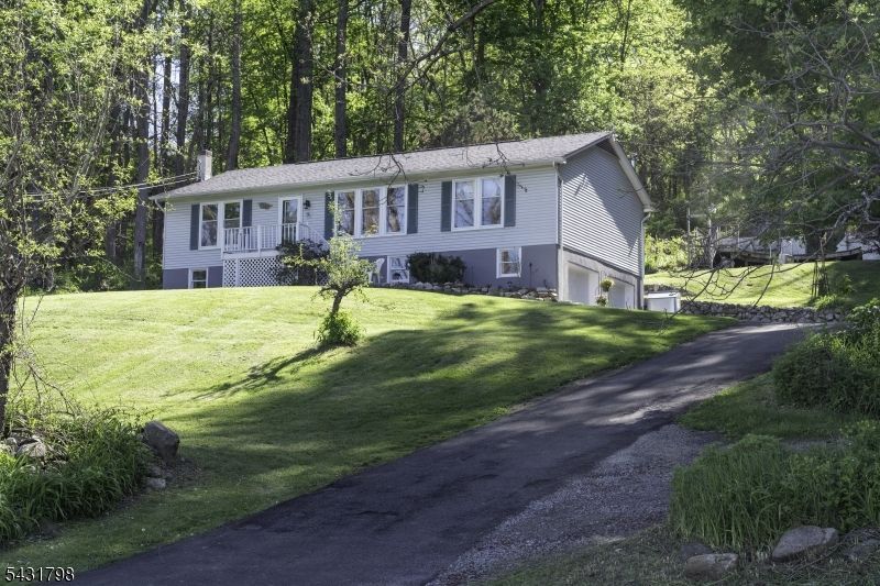 25 Hope Rd, Liberty, NJ 07838 Main Photo