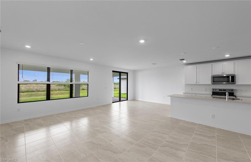294 Silent Lake Dr, Lehigh Acres, FL 33936 Photo