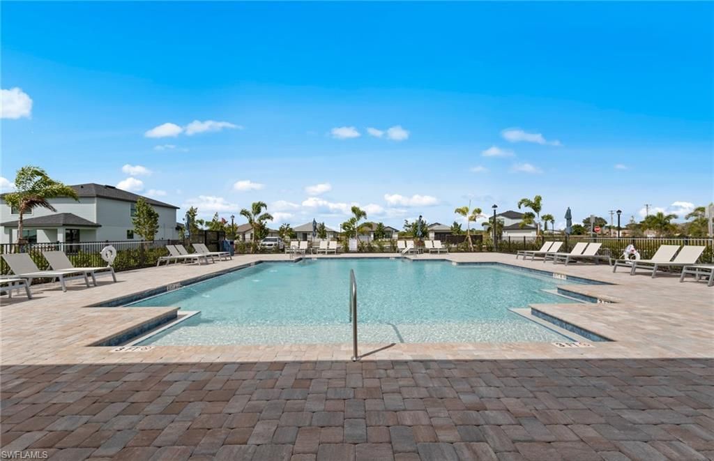294 Silent Lake Dr, Lehigh Acres, FL 33936 Photo