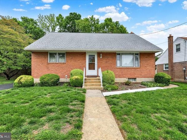 1224 COMMONWEALTH BOULEVARD, READING, PA 19607