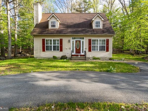 276 SPICEBUSH DRIVE, EAST STROUDSBURG, PA 18301