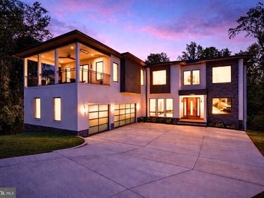 1434 WAGGAMAN CIRCLE , MCLEAN, VA 22101