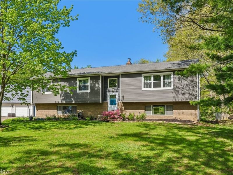 1570 N County Line Road, Madison, OH 44057 Photo 2