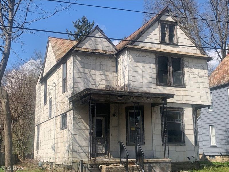 636 E Perry Street, Salem, OH 44460 Photo 1