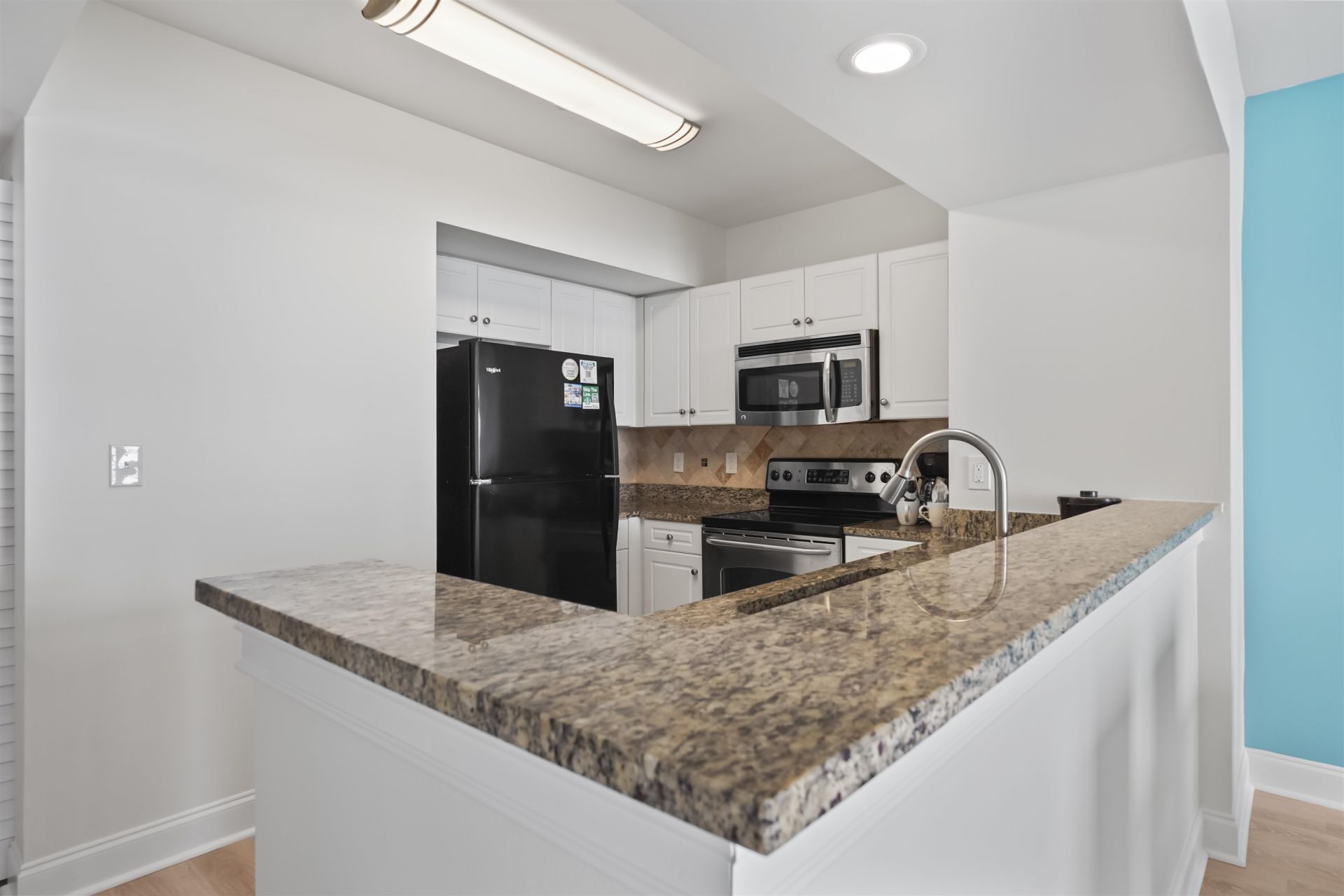 3000 N Ocean Blvd. Photo 12