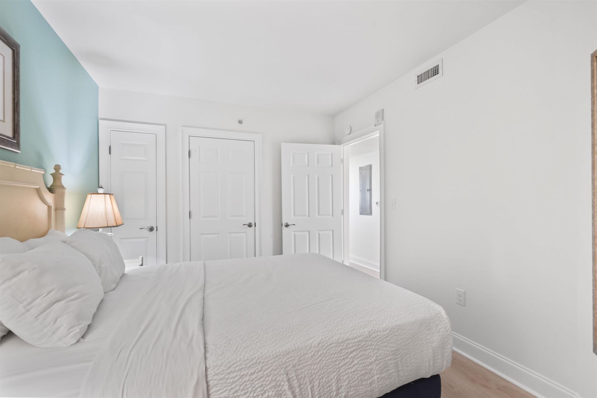 3000 N Ocean Blvd. Photo 18