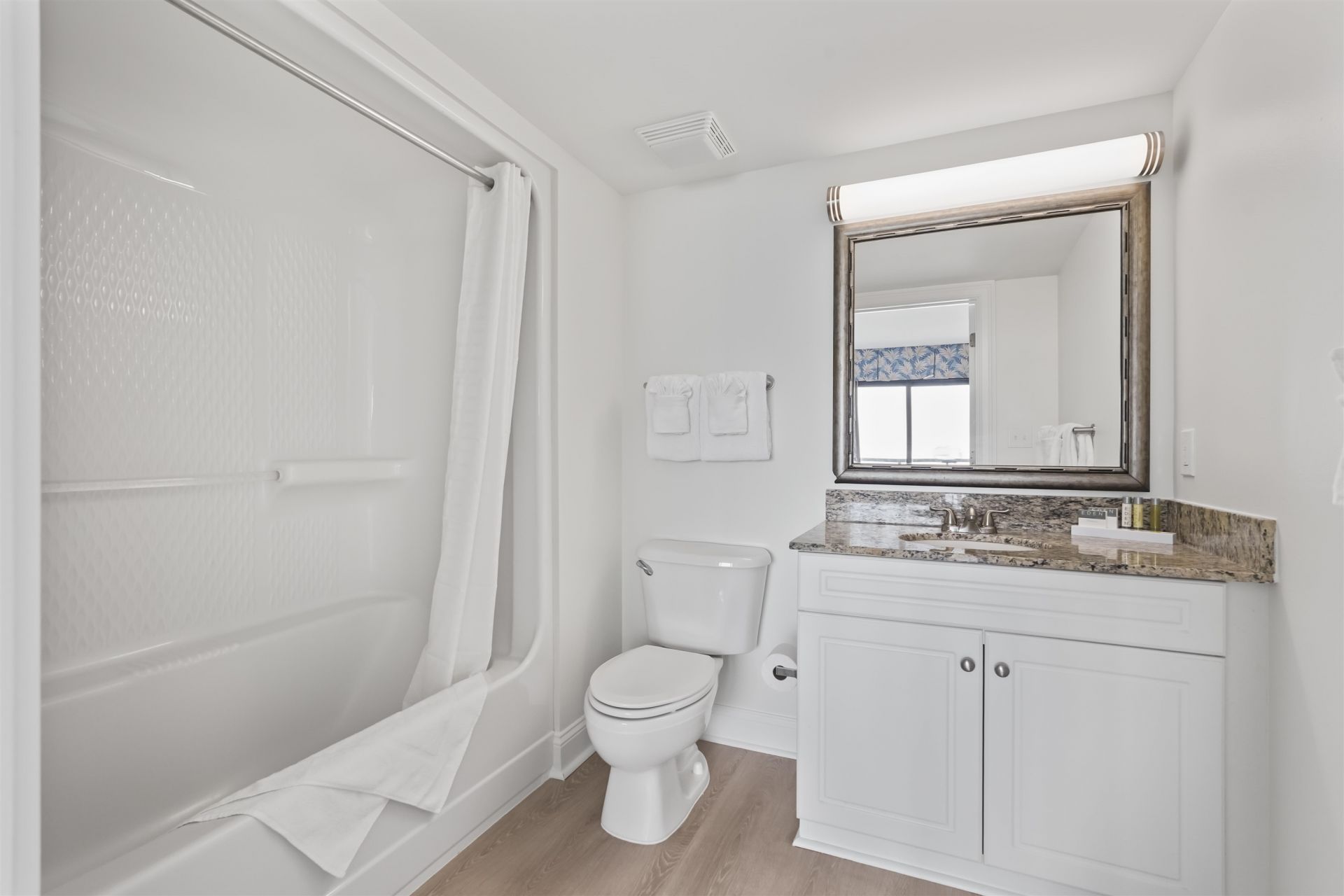 3000 N Ocean Blvd. Photo 22