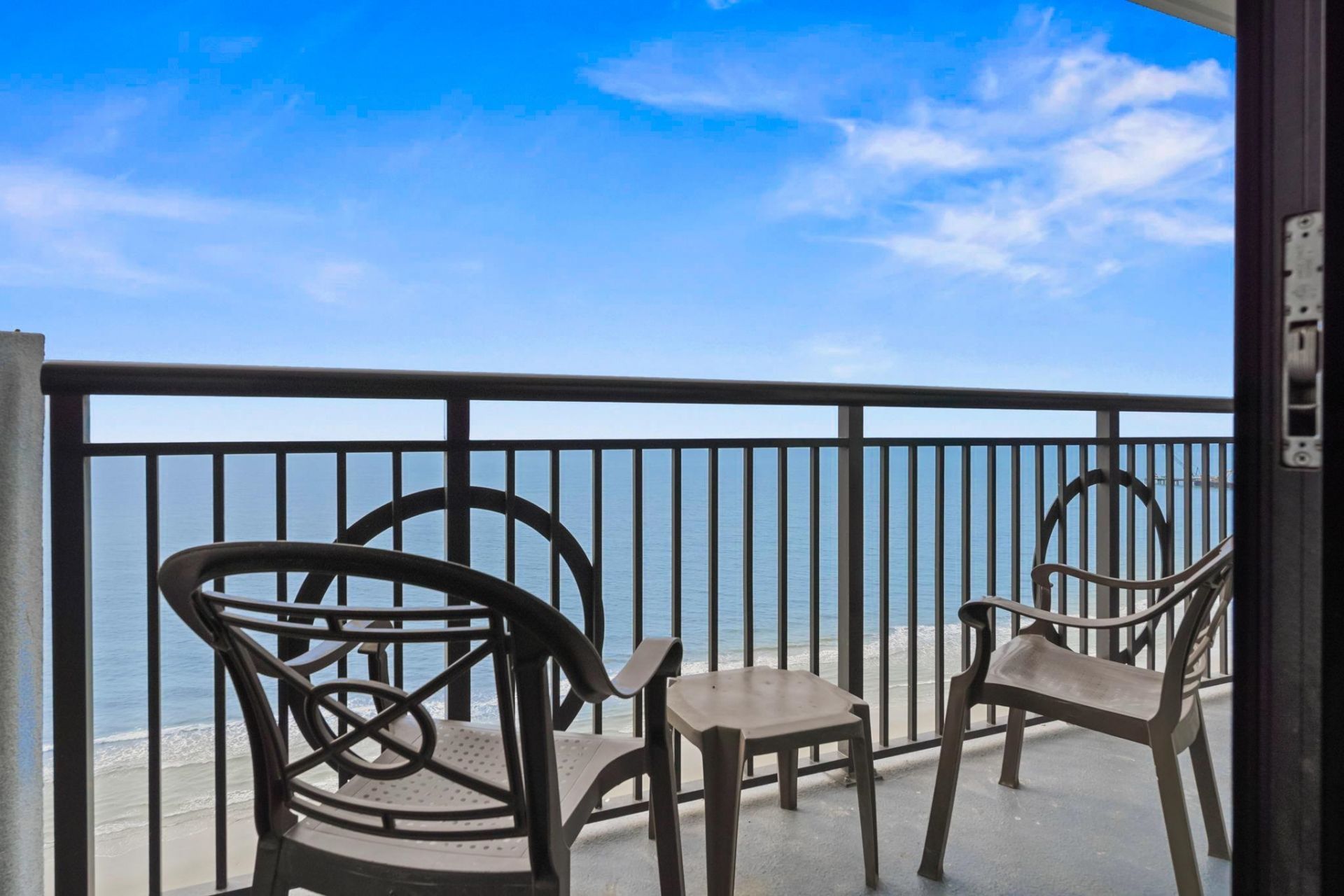 3000 N Ocean Blvd. Photo 4