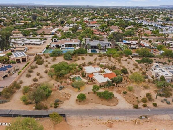 9969 E CHARTER OAK Road, Unit 5, Scottsdale, AZ 85260