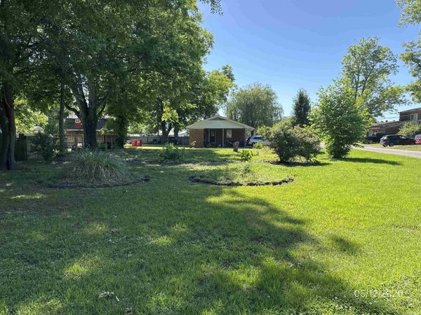 000 Epperson Street , Dardanelle, AR 72834