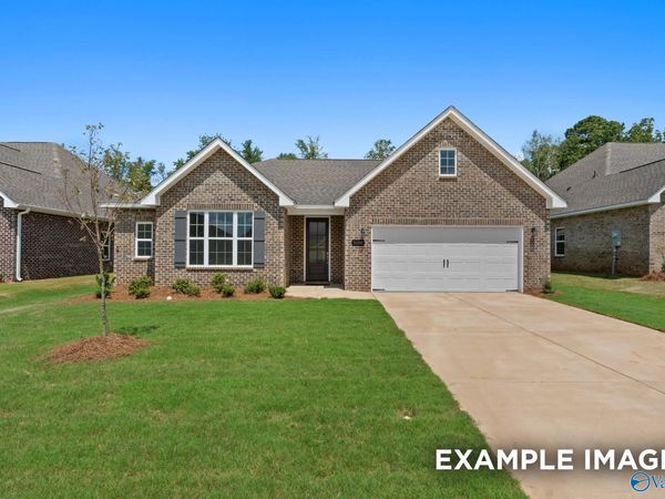 3008 Wayward Drive SE, Decatur, AL 35603