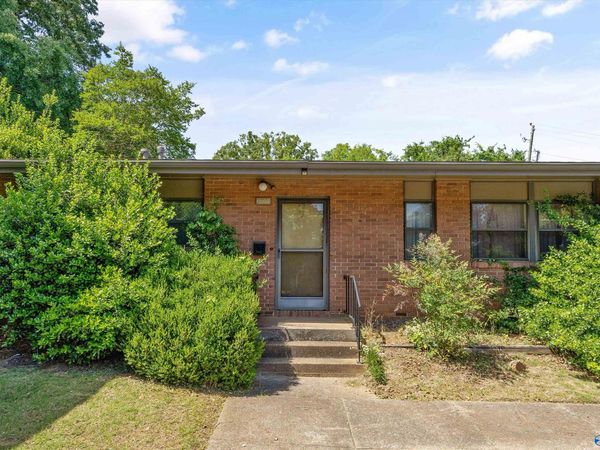 2106 Colony Drive SW, Unit 2106, Huntsville, AL 35802