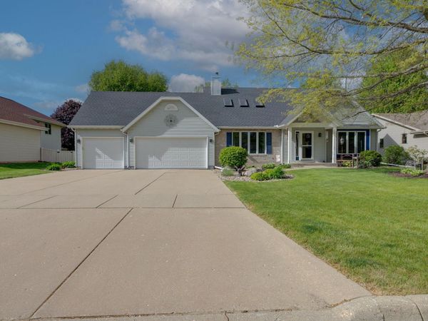 3517 Kingsbridge Drive, Janesville, WI 53546