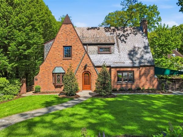 39 Windsor Road , Pittsburgh, PA 15215