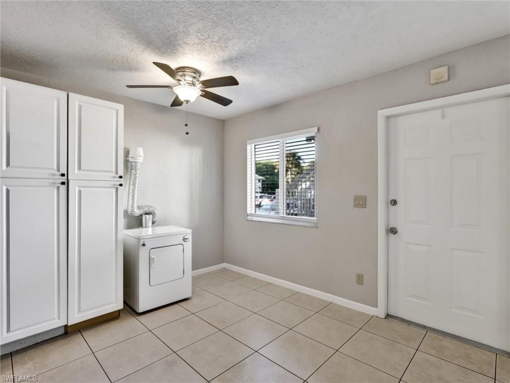 4621 Bayshore Dr , Unit Q1, Naples, FL 34112 Photo