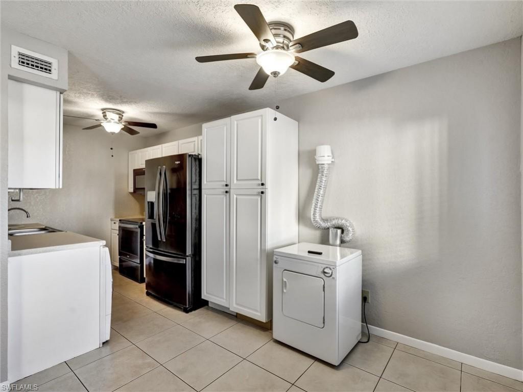 4621 Bayshore Dr , Unit Q1, Naples, FL 34112 Photo