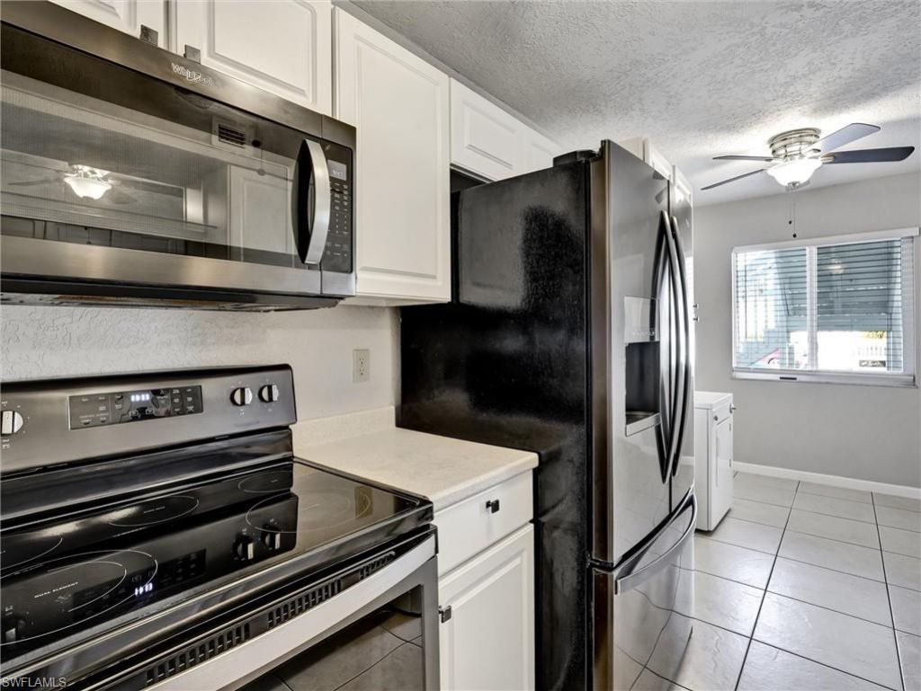 4621 Bayshore Dr , Unit Q1, Naples, FL 34112 Photo