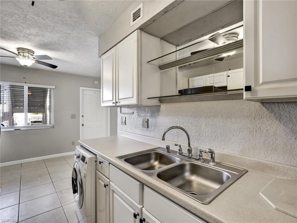 4621 Bayshore Dr , Unit Q1, Naples, FL 34112 Photo