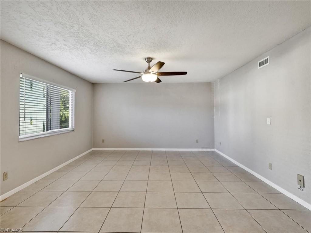 4621 Bayshore Dr , Unit Q1, Naples, FL 34112 Photo