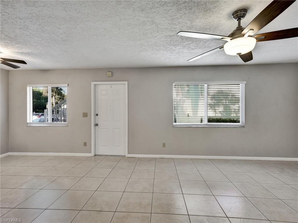 4621 Bayshore Dr , Unit Q1, Naples, FL 34112 Photo