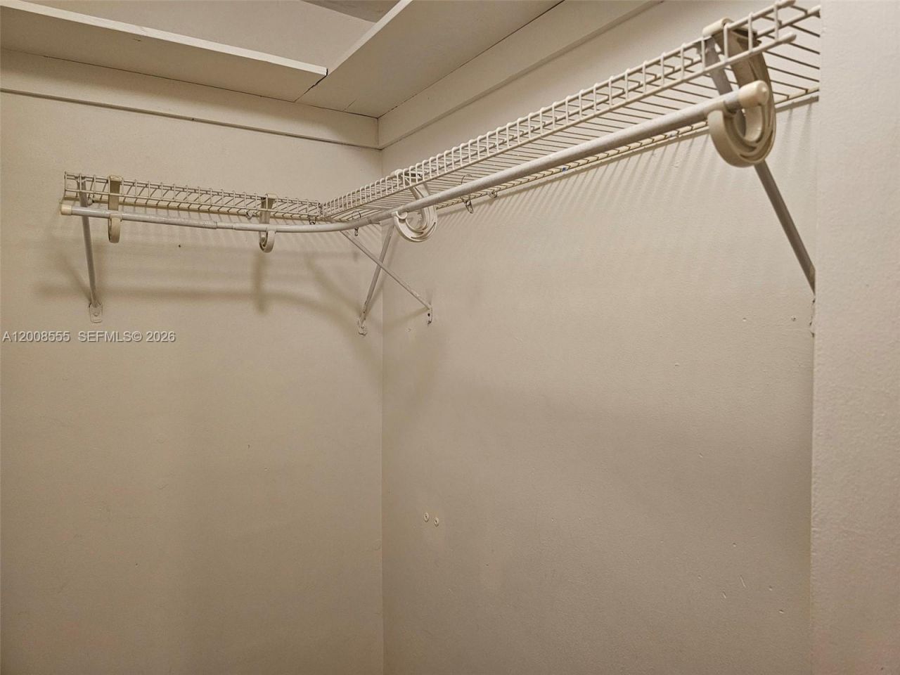 900 Tallwood Ave, Unit 207, Hollywood, FL 33021 Photo