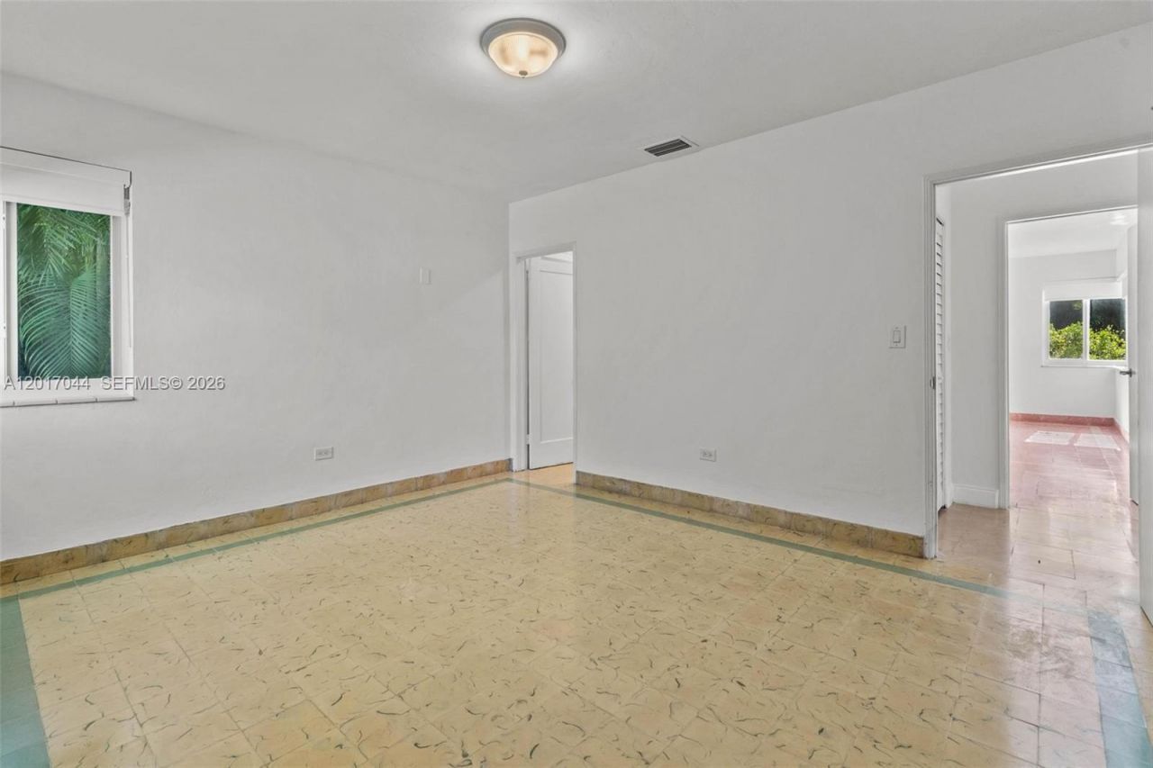 2900 Granada Blvd, Coral Gables, FL 33134 Photo