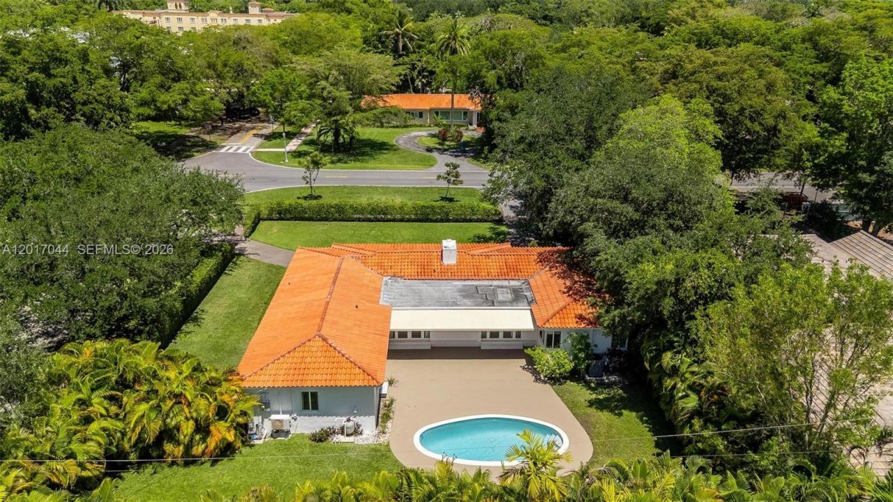 2900 Granada Blvd, Coral Gables, FL 33134 Photo