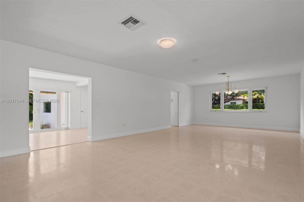 2900 Granada Blvd, Coral Gables, FL 33134 Photo