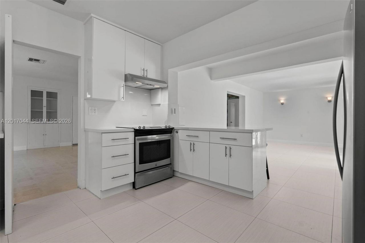 2900 Granada Blvd, Coral Gables, FL 33134 Photo