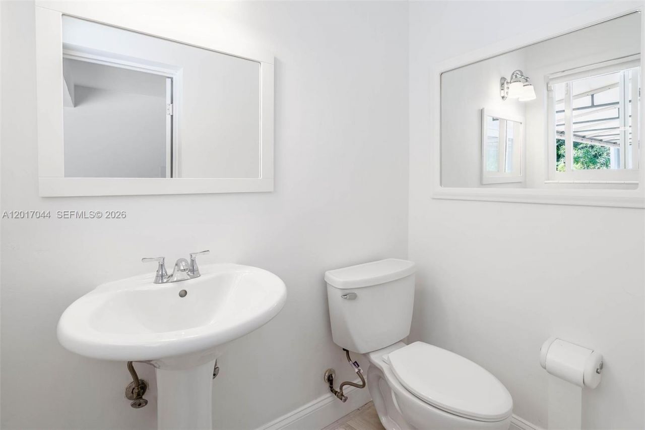 2900 Granada Blvd, Coral Gables, FL 33134 Photo