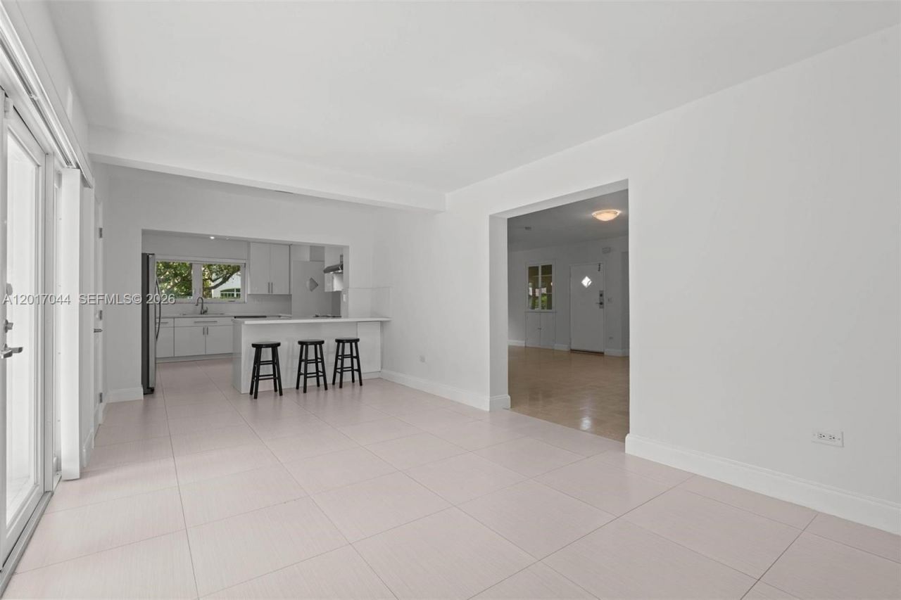 2900 Granada Blvd, Coral Gables, FL 33134 Photo