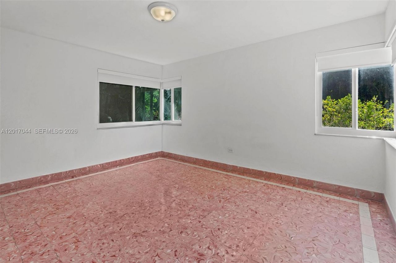 2900 Granada Blvd, Coral Gables, FL 33134 Photo