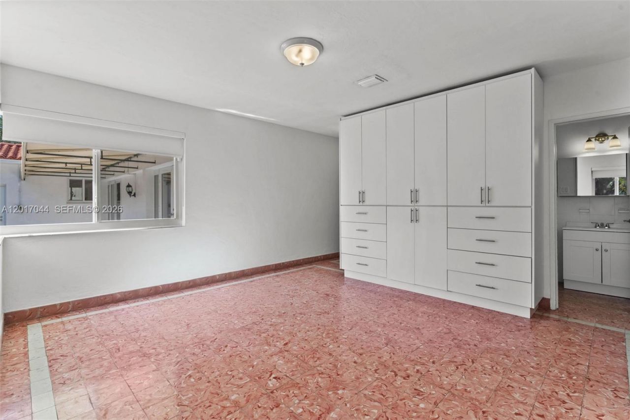 2900 Granada Blvd, Coral Gables, FL 33134 Photo