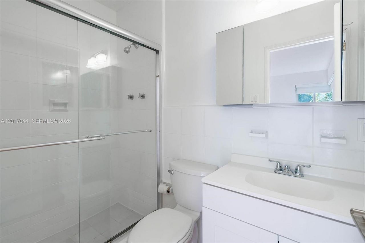 2900 Granada Blvd, Coral Gables, FL 33134 Photo