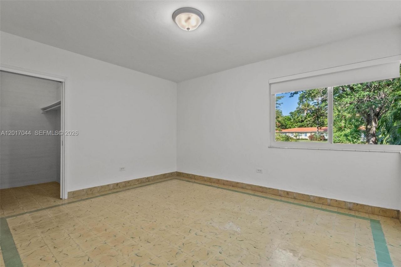 2900 Granada Blvd, Coral Gables, FL 33134 Photo