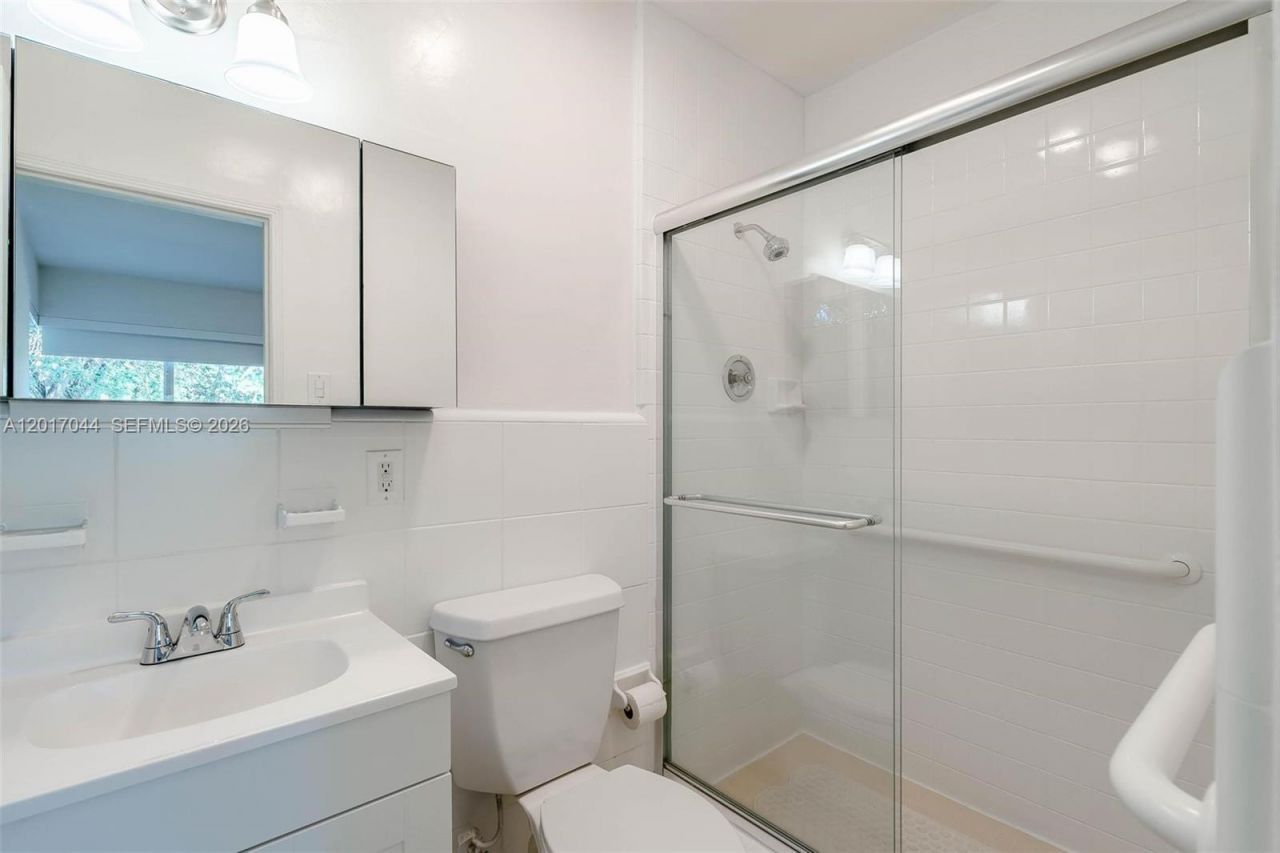 2900 Granada Blvd, Coral Gables, FL 33134 Photo