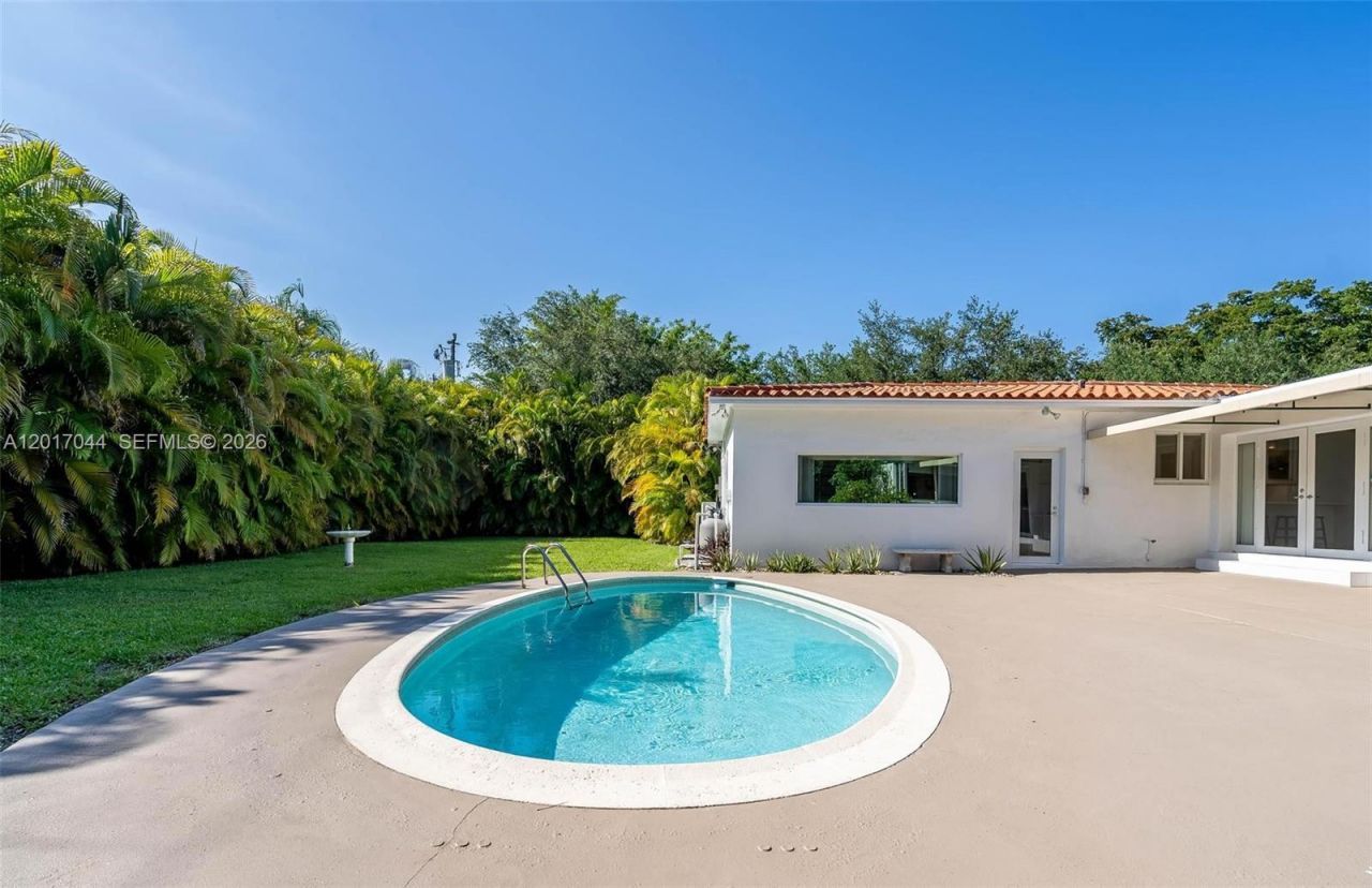 2900 Granada Blvd, Coral Gables, FL 33134 Photo
