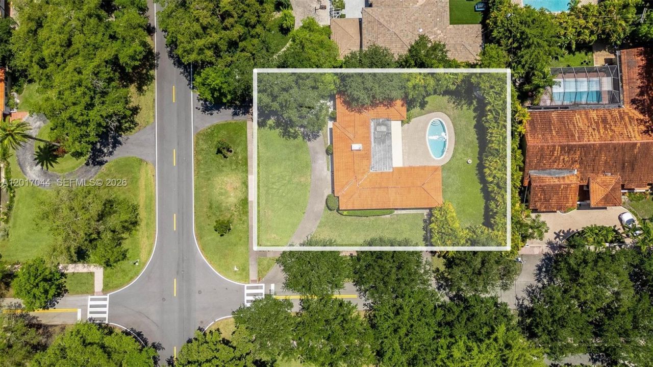 2900 Granada Blvd, Coral Gables, FL 33134 Photo