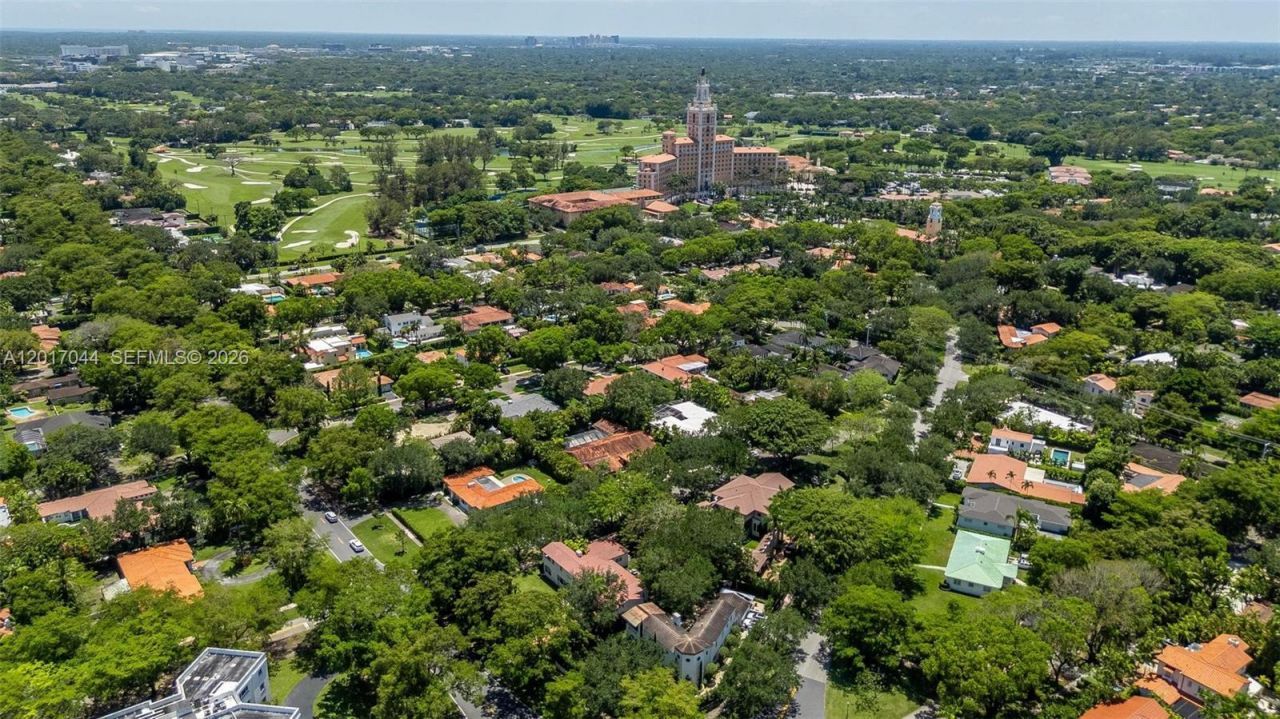2900 Granada Blvd, Coral Gables, FL 33134 Photo