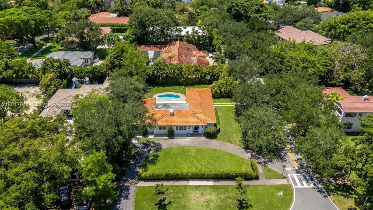 2900 Granada Blvd, Coral Gables, FL 33134 Photo