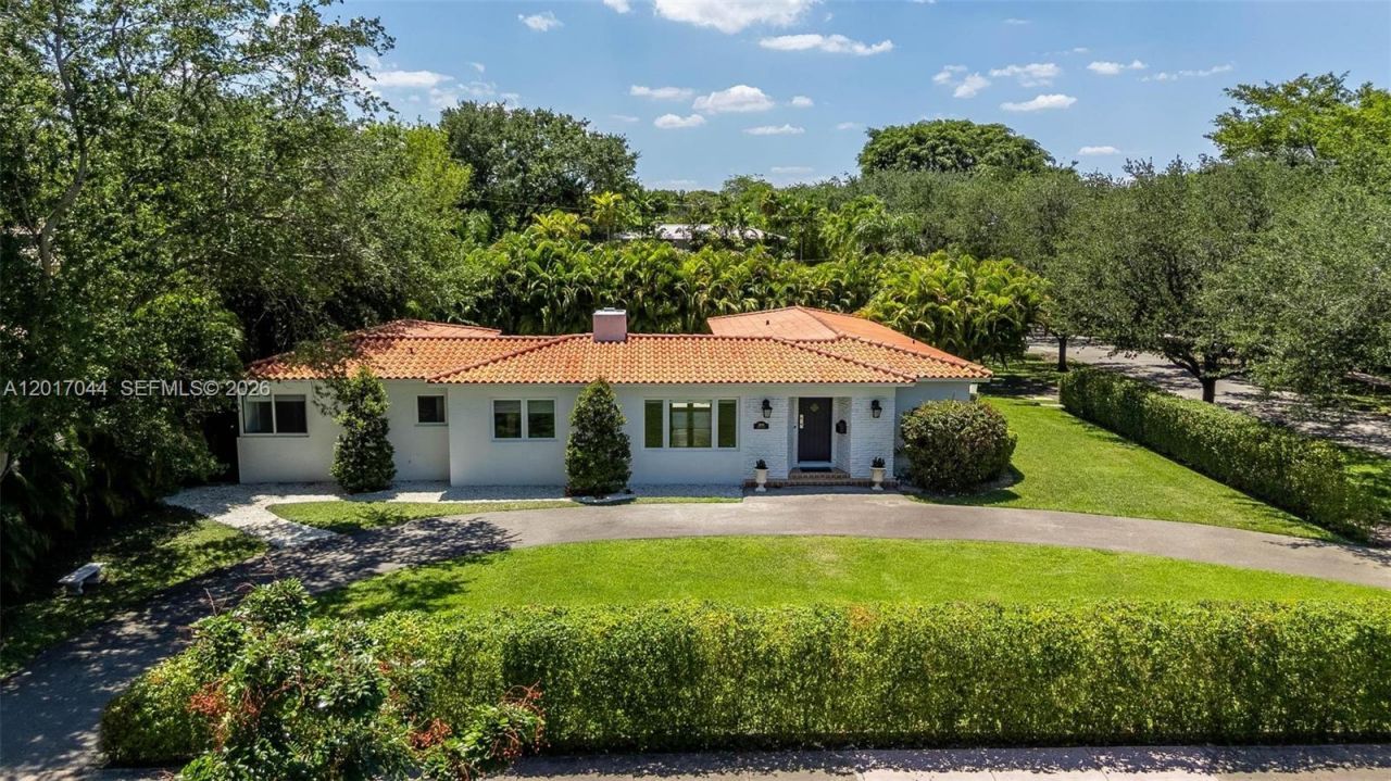 2900 Granada Blvd, Coral Gables, FL 33134 Photo