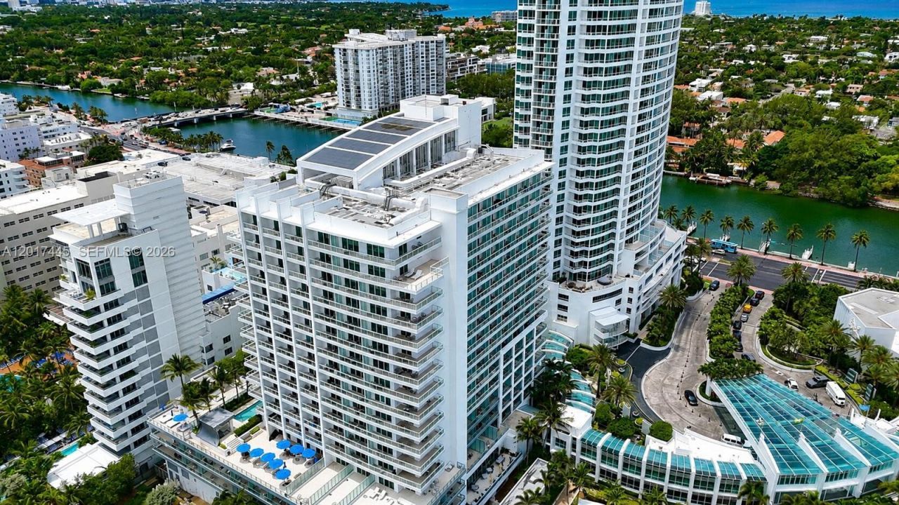 4391 Collins Ave , Unit 1903, Miami Beach, FL 33140 Photo