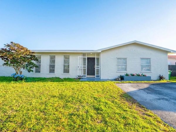 10750 SW 173rd St , Miami, FL 33157