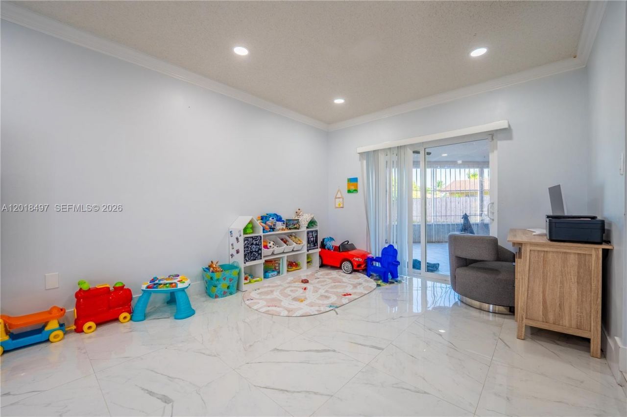 10750 SW 173rd St , Miami, FL 33157 Photo