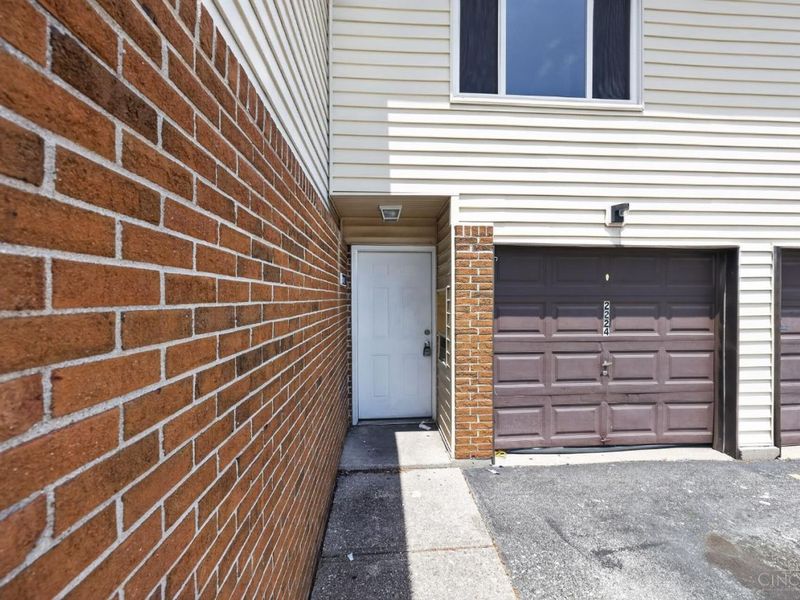 2228 Lincoln Avenue, Unit E, Cincinnati, OH 45224 Photo 3
